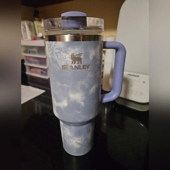 Stanley Ocean Tie Dye quencher 40 oz - Picture 1 of 8